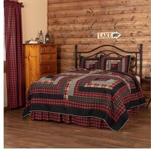 VHC Brands Cumberland Patchwork Chambray Cotton Rustic Pre-Washed Quilt ShamTWIN